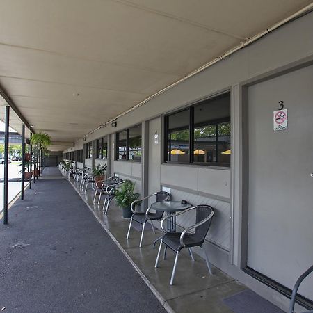 Tandara Hotel Motel Sarina Εξωτερικό φωτογραφία